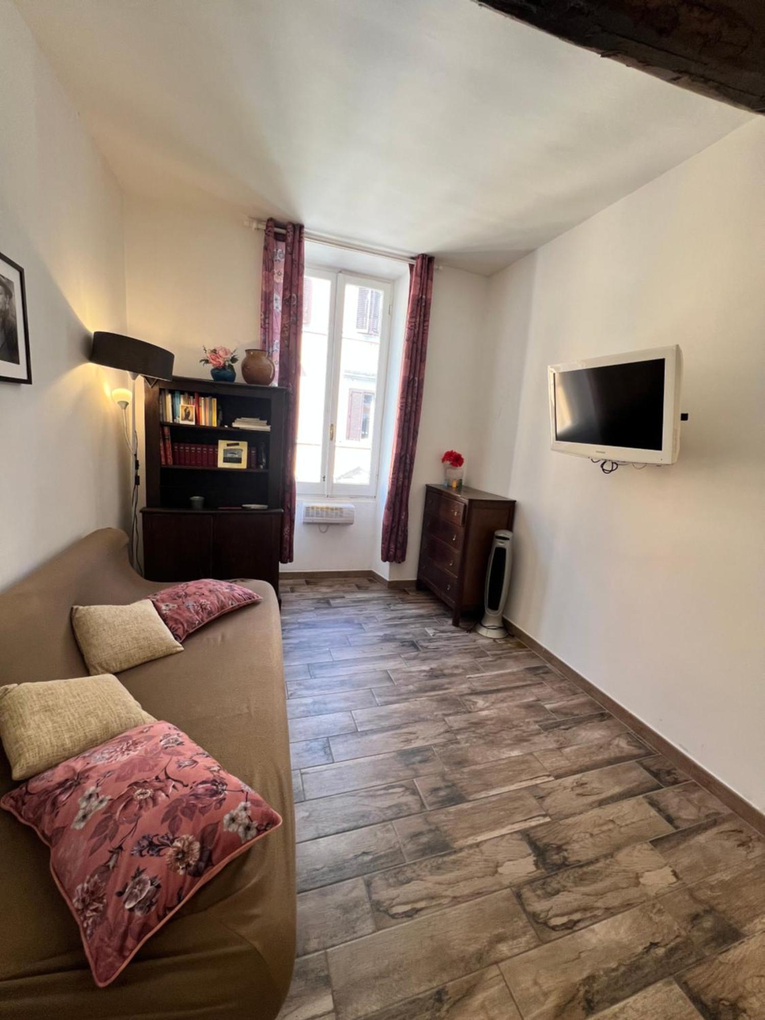 Dolce Casa In San Pietro Apartment โรม ภายนอก รูปภาพ
